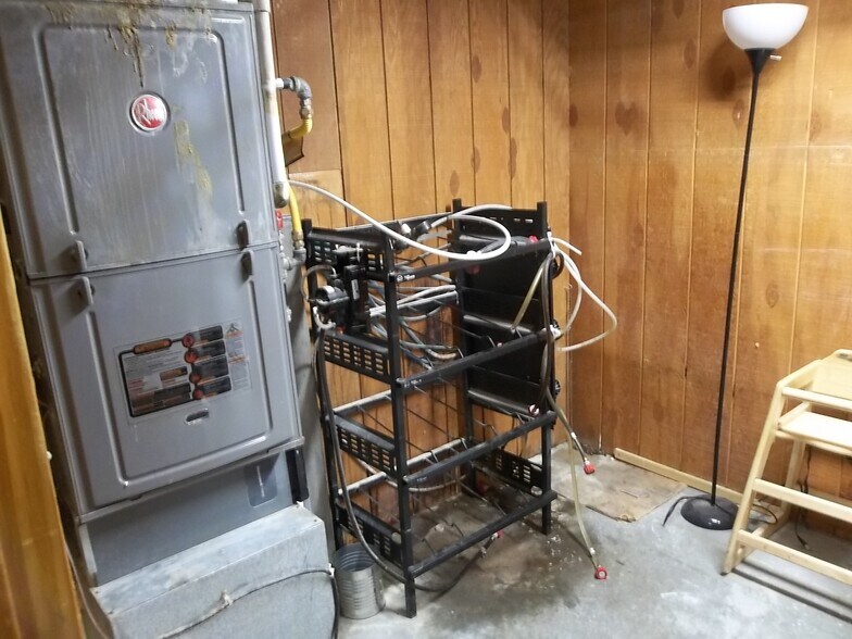 More Photos Of 3801 S Santa Fe Ave, Chanute Bar For Sale