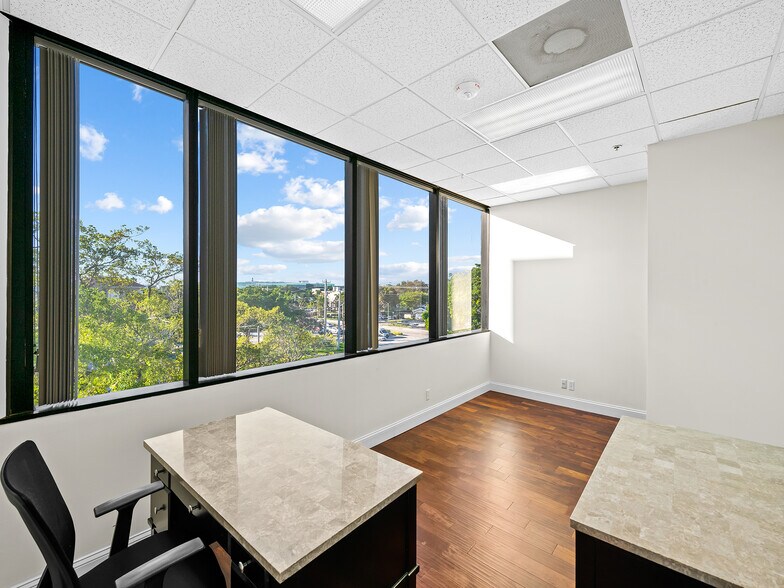 More Photos Of 4800 N Federal Hwy, Boca Raton Medical For Sale