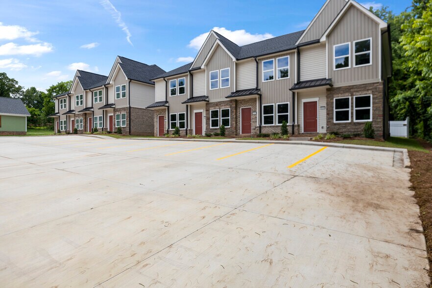 More Photos Of 501 Mill St, Lowell Apartments For Sale