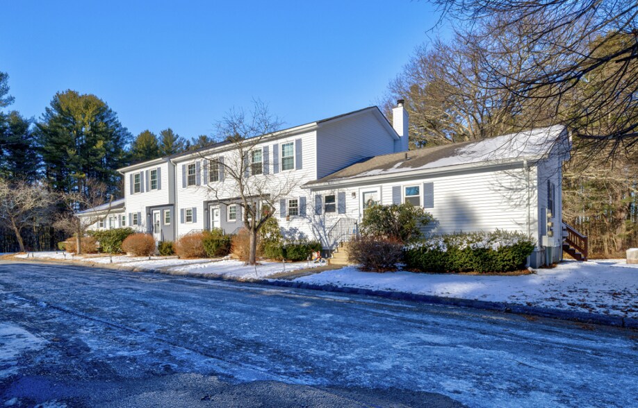More Photos Of 23-36 Pine Crest Ridge, Woodstock Apartments For Sale