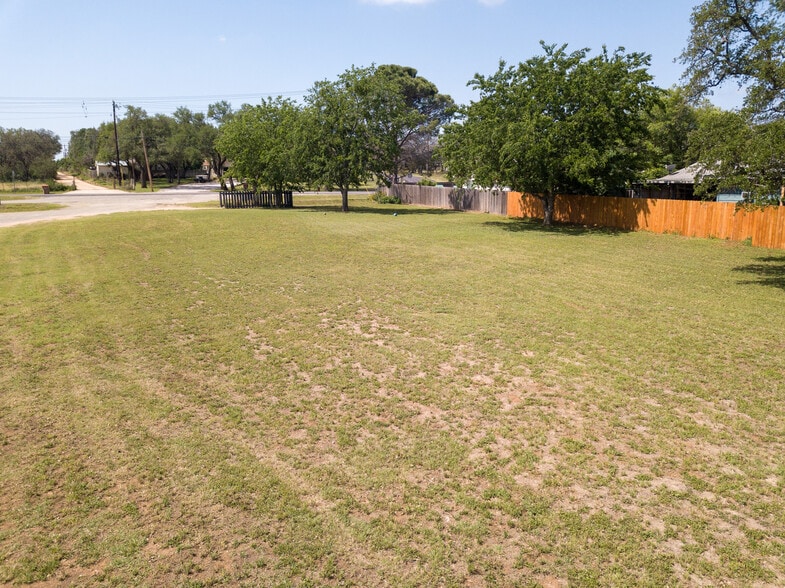 More Photos Of 114 Scofield Ave, Johnson City Apartments For Sale