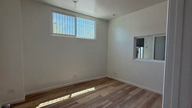 More Photos Of 4903 Exposition Blvd, Los Angeles Warehouse For Lease