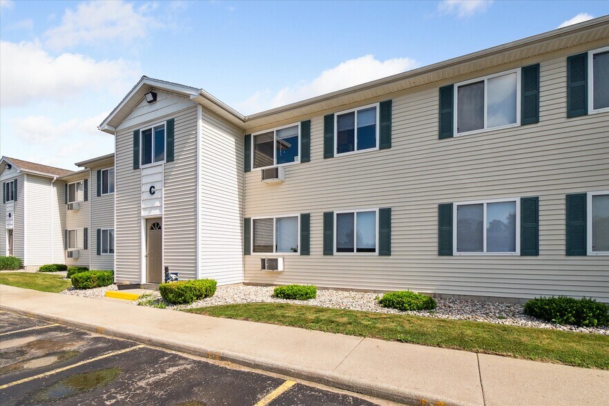 More Photos Of 127 S Union St, Shepherd Apartments For Sale