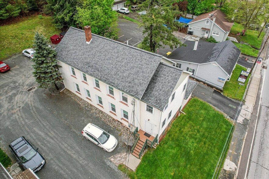 More Photos Of 141 Bellemonte Ave, Hawley Apartments For Sale