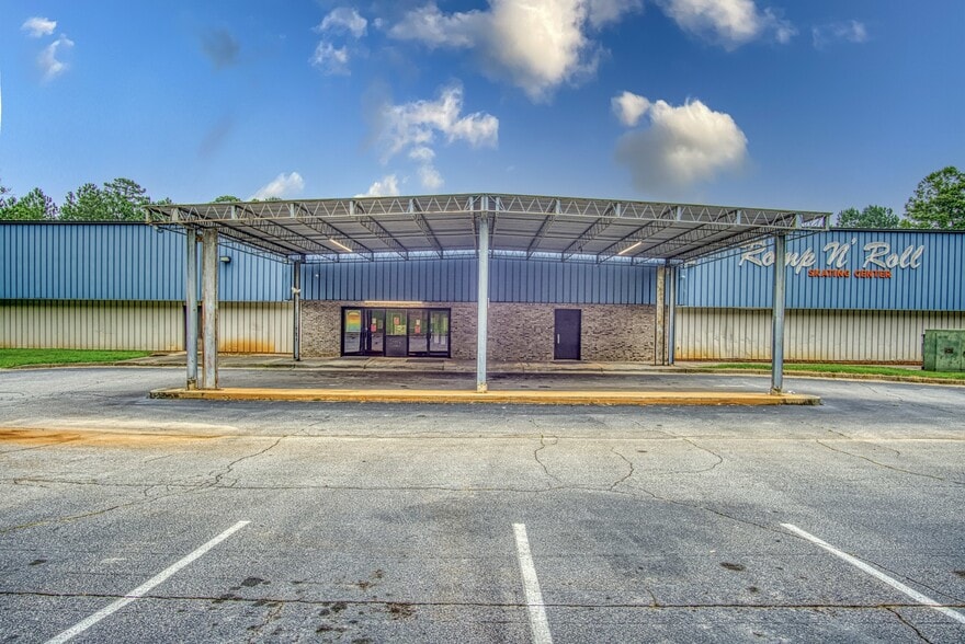 Primary Photo Of 3174 Salem Rd SE, Conyers Flex For Sale
