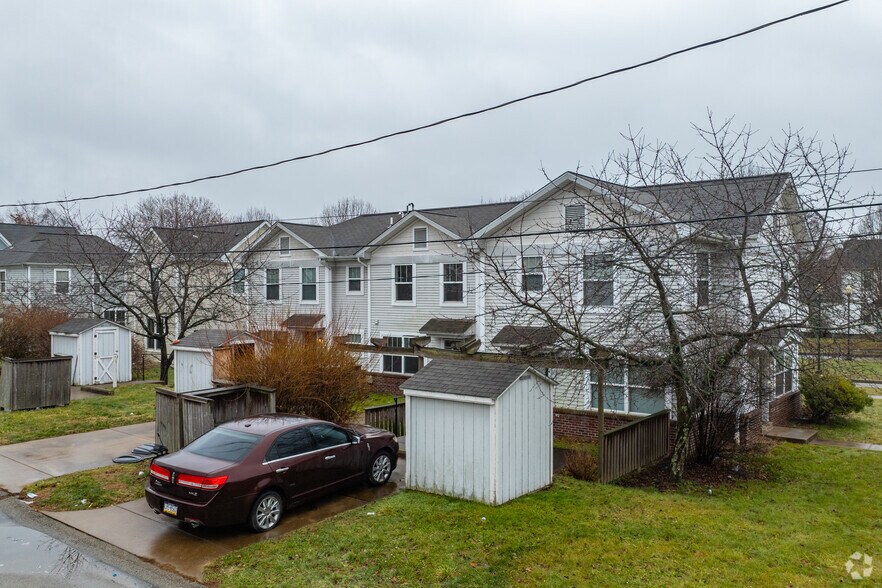 More Photos Of 282 Saint Clair Ave, Clairton Apartments For Sale