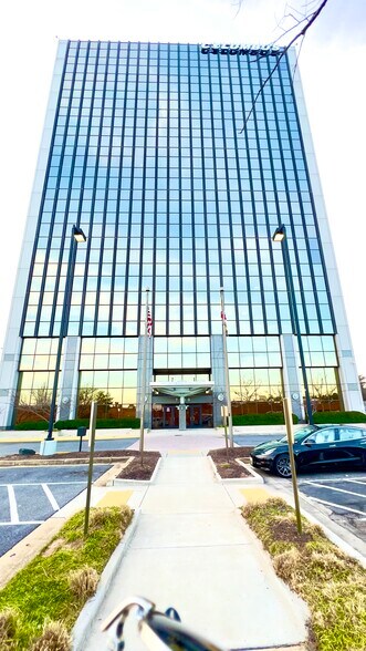 More Photos Of 7500 Greenway Center Dr, Greenbelt Office For Lease