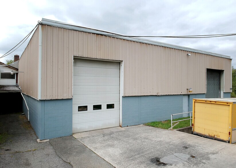 More Photos Of 164 Seneca Rd, Lehighton Warehouse For Lease