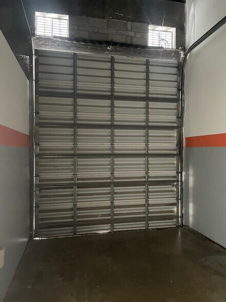 More Photos Of 4141 N Dixie Hwy, Deerfield Beach Warehouse For Lease