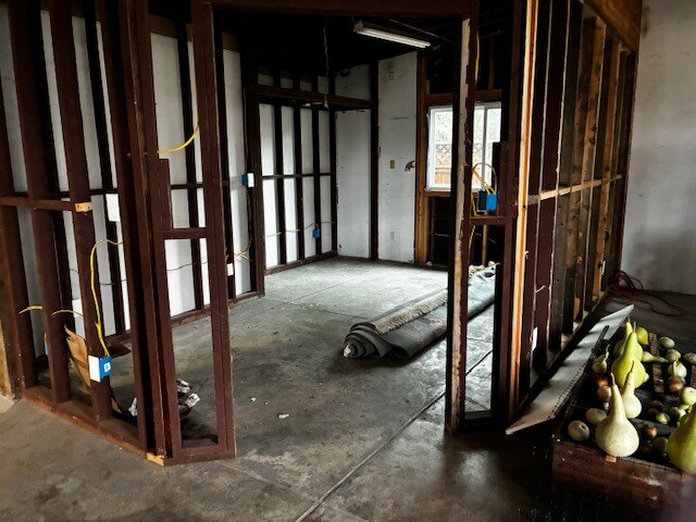 More Photos Of 315 Laurel Ave, Novato Flex For Lease