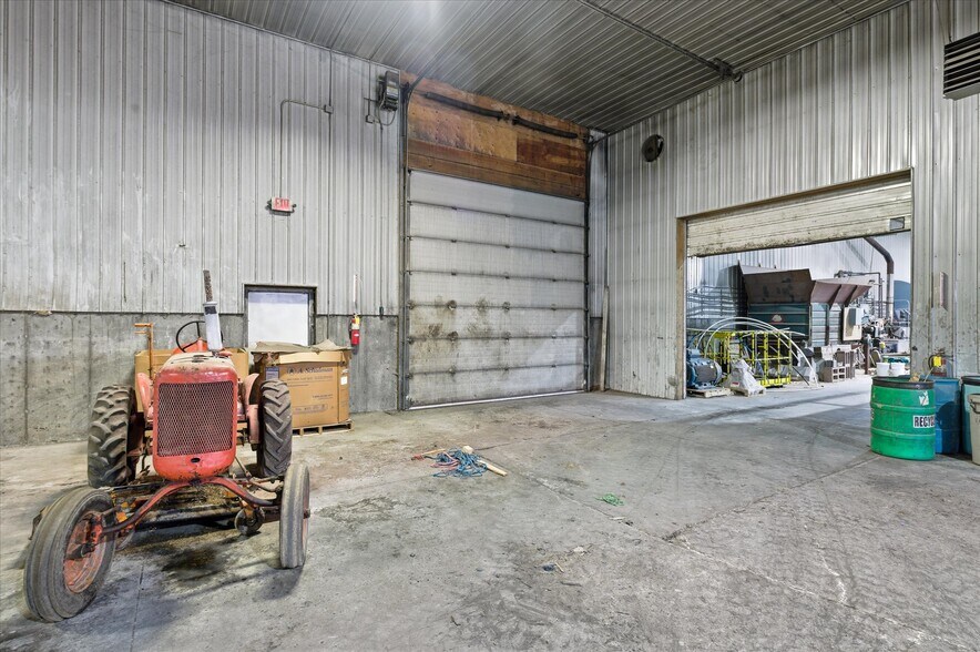 More Photos Of 24104 755th Ave, Albert Lea Warehouse For Sale
