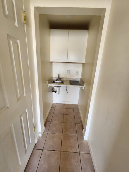 More Photos Of 476 H St, Brawley Apartments For Sale