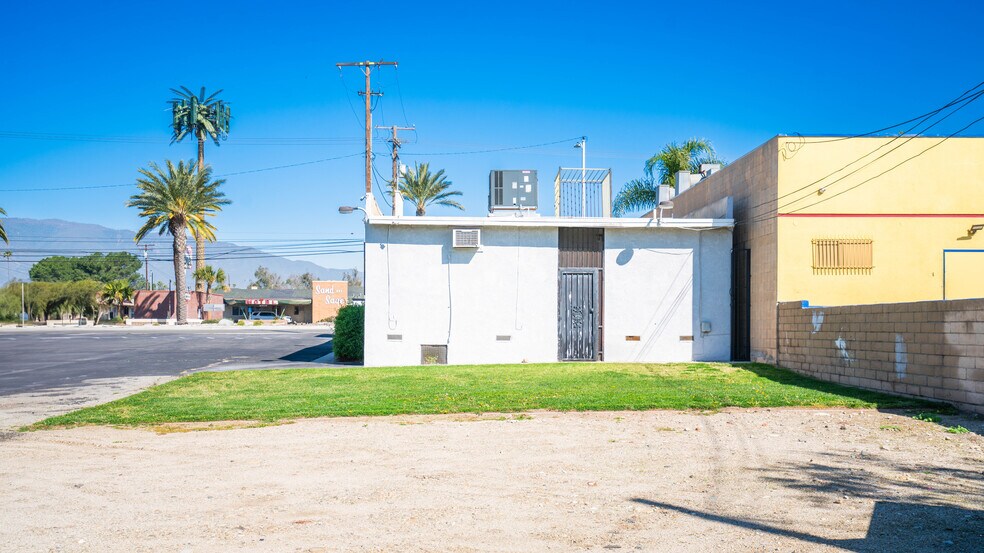 More Photos Of 16379 Foothill Blvd, Fontana Loft Creative Space For Sale