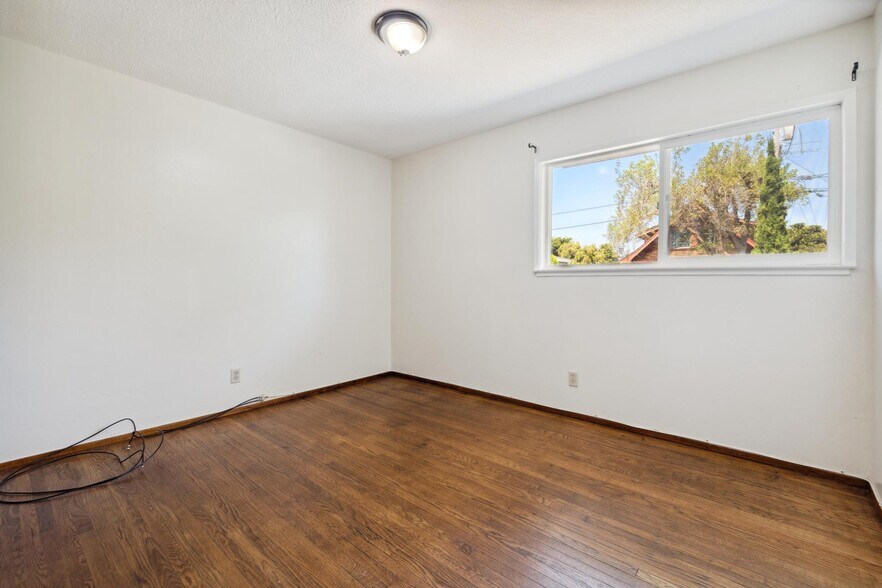 More Photos Of 1612 Parker St, Berkeley Apartments For Sale