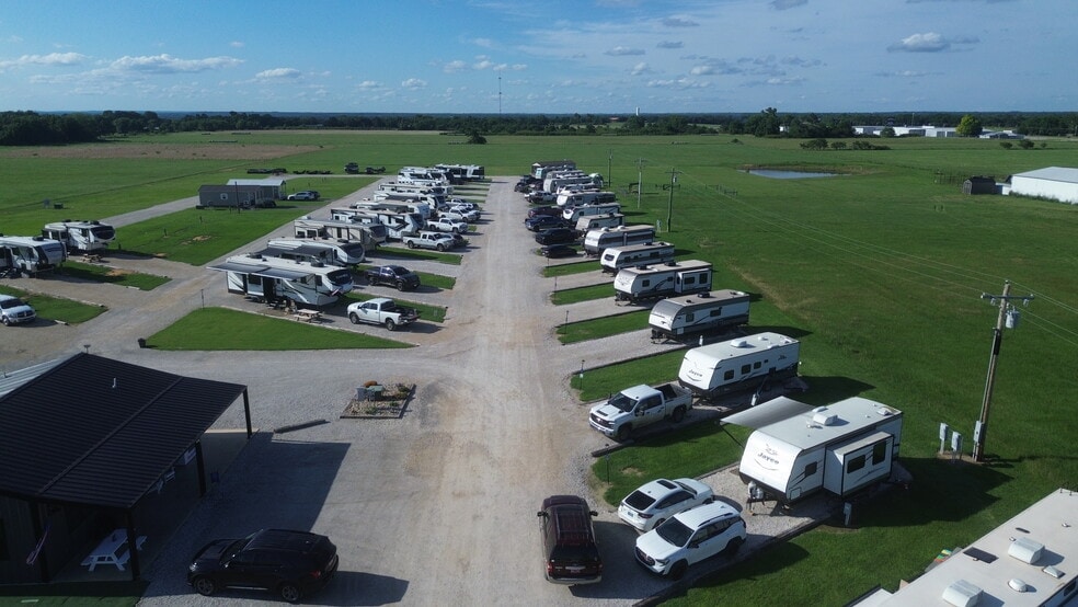 Primary Photo Of 17578 Keeton Rd, Kingston Trailer Camper Park For Sale