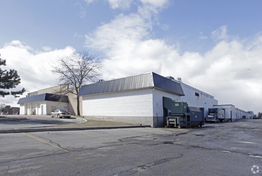 More Photos Of 7215 Goreway Dr, Mississauga Storefront For Lease