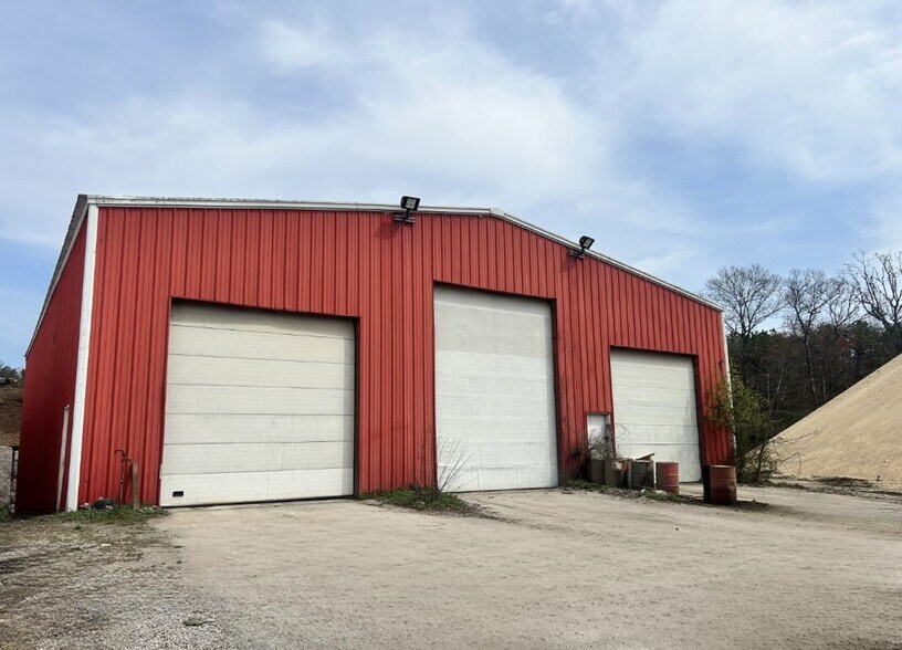 Primary Photo Of 273 E Main St, Yaphank Industrial For Lease
