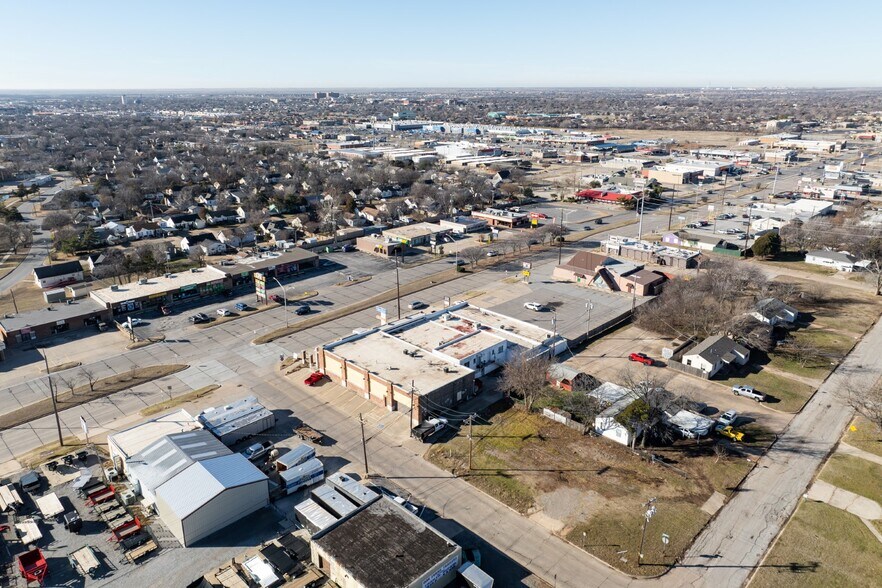 More Photos Of 1801 NW Cache Rd, Lawton Medical For Lease