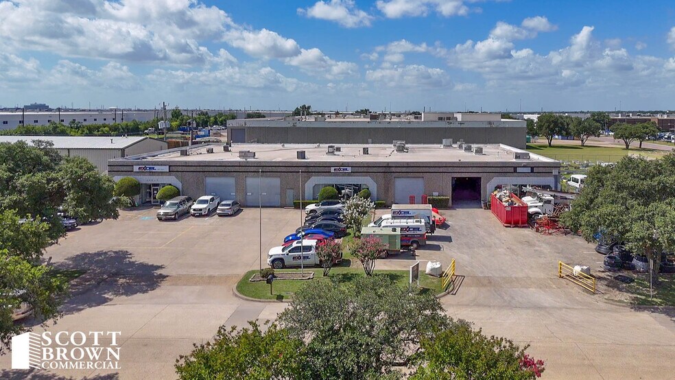More Photos Of 10810 Alder Cir, Dallas Light Manufacturing For Lease