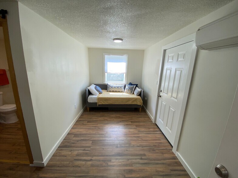 More Photos Of 8705 E 63rd Trafficway, Kansas City Apartments For Sale