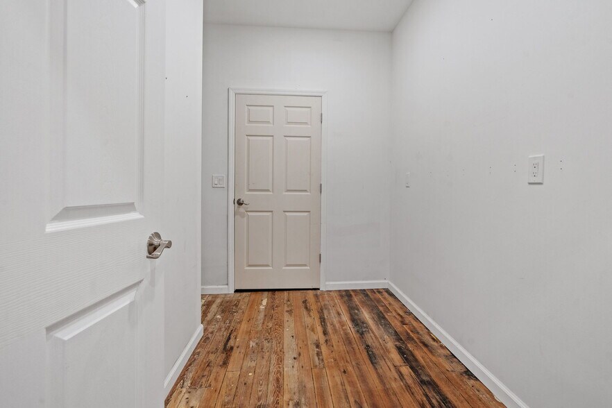 More Photos Of 98 S Main St, Castleton On Hudson Multifamily For Sale