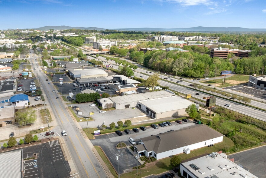 More Photos Of 701 Congaree Rd, Greenville Medical For Sale