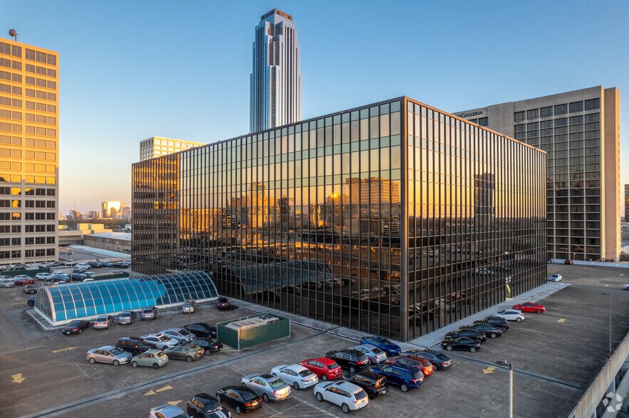 More Photos Of 5065-5075 Westheimer Rd, Houston Office For Lease