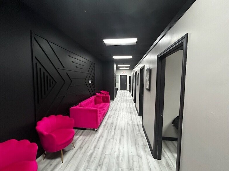 More Photos Of 5350 United Dr, Smyrna Freestanding For Lease