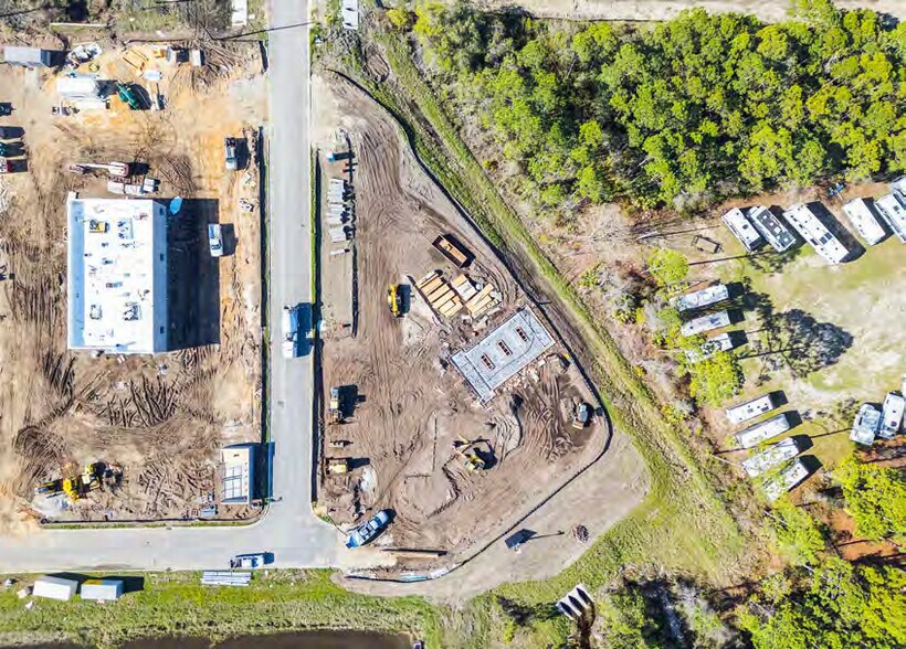 More Photos Of US-98 & N Alf Coleman Rd, Panama City Beach Auto Repair For Sale