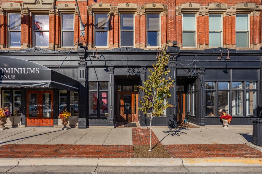 More Photos Of 311-321 Center Ave, Bay City Apartments For Sale