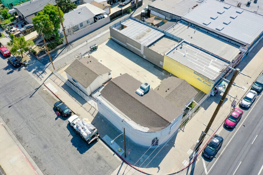 Primary Photo Of 1108 E 84th Pl, Los Angeles Religious Facility For Sale