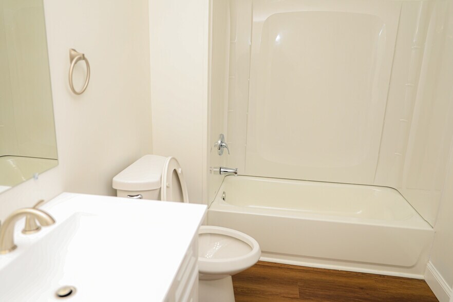 More Photos Of 643 Highway 9 S, Dawsonville Office Residential For Sale