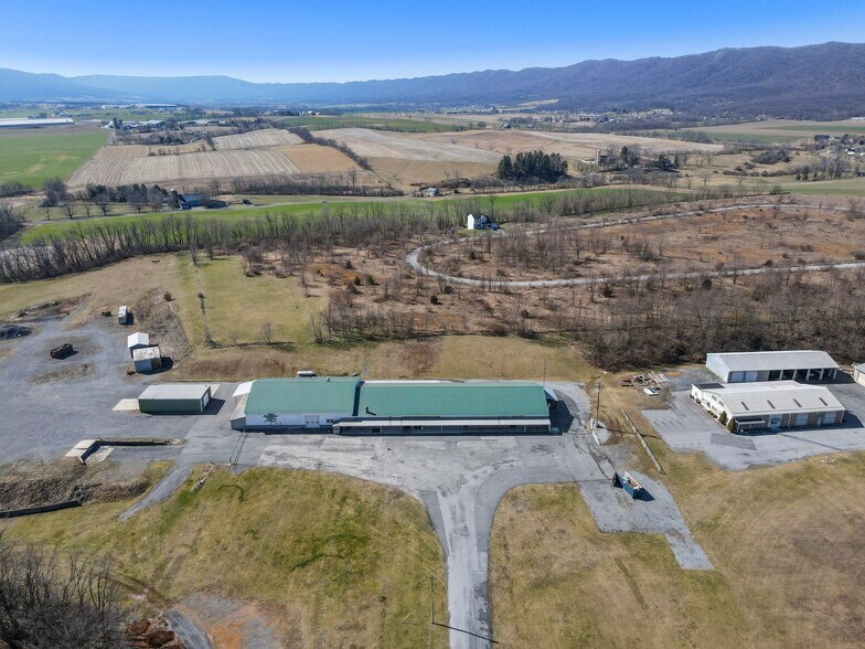 More Photos Of 12258 Buchanan Trl W, Mercersburg Flex For Lease