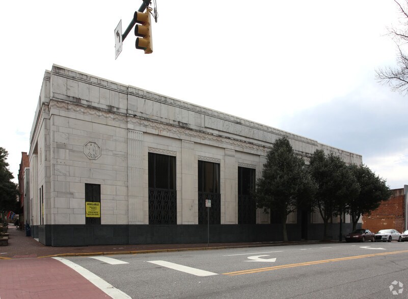 More Photos Of 39 2nd St NW, Hickory Office For Sale