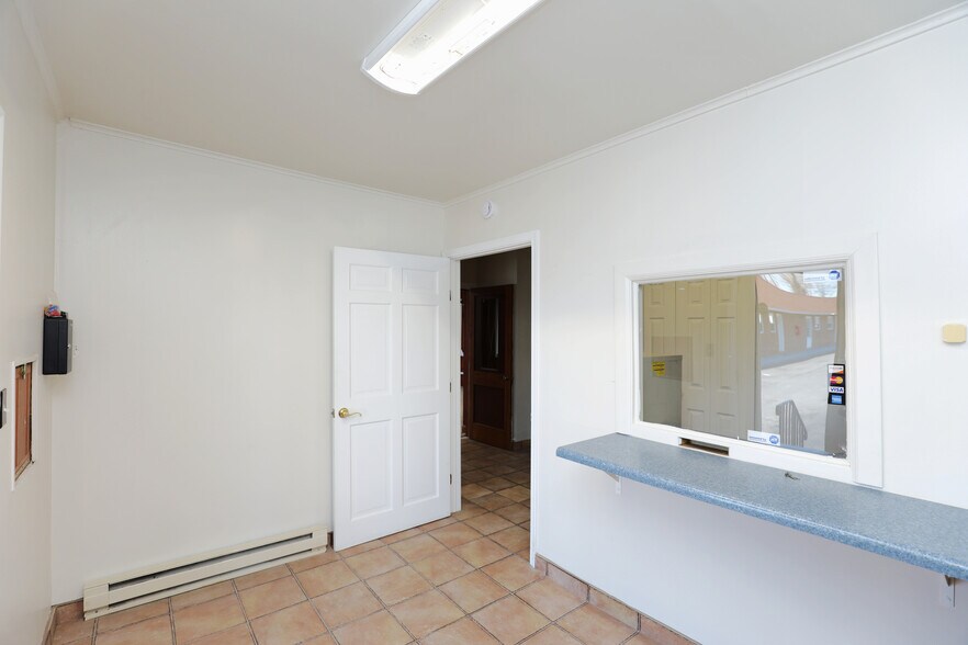 More Photos Of 14311 Route 9W, Ravena Apartments For Sale