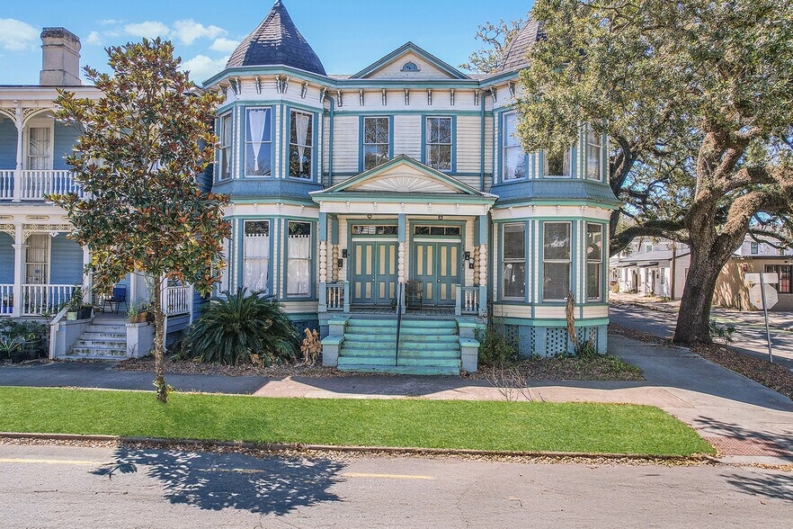 More Photos Of 301 E Henry St, Savannah Multifamily For Sale