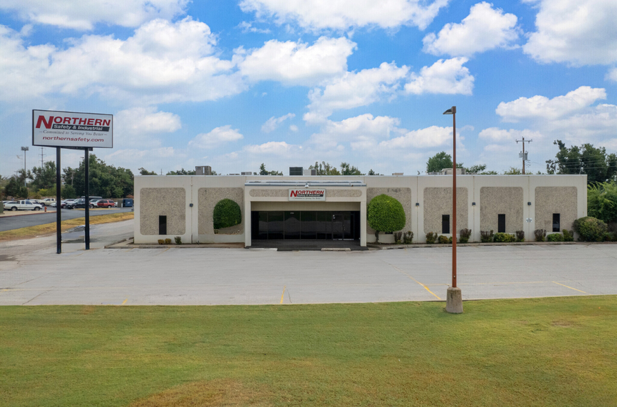 Primary Photo Of 3730-3750 N I 44 Service Rd, Oklahoma City Warehouse For Sale