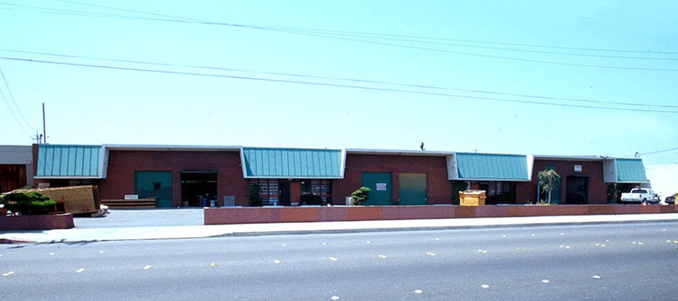 More Photos Of 13529 S Normandie Ave, Gardena Warehouse For Sale