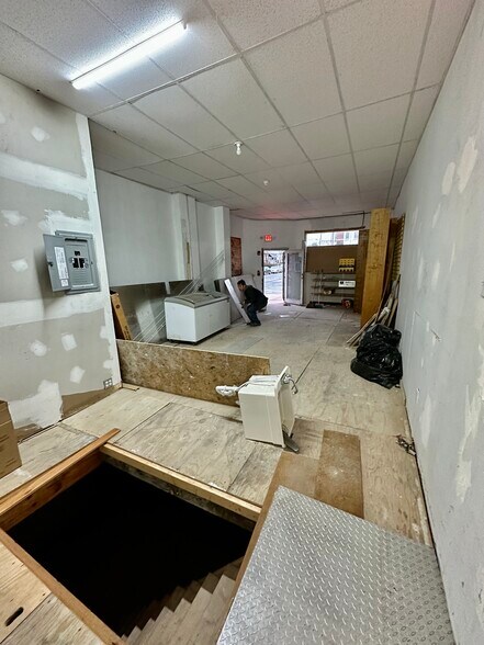 More Photos Of 5801 Christian St, Philadelphia Office Residential For Lease