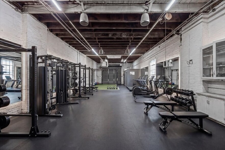 More Photos Of 51 Coffey St, Brooklyn Warehouse For Lease