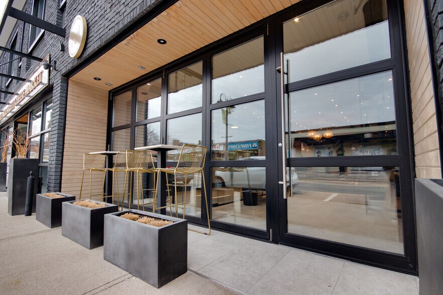 More Photos Of 31-43 Main St S, Georgetown Storefront Retail Office For Lease