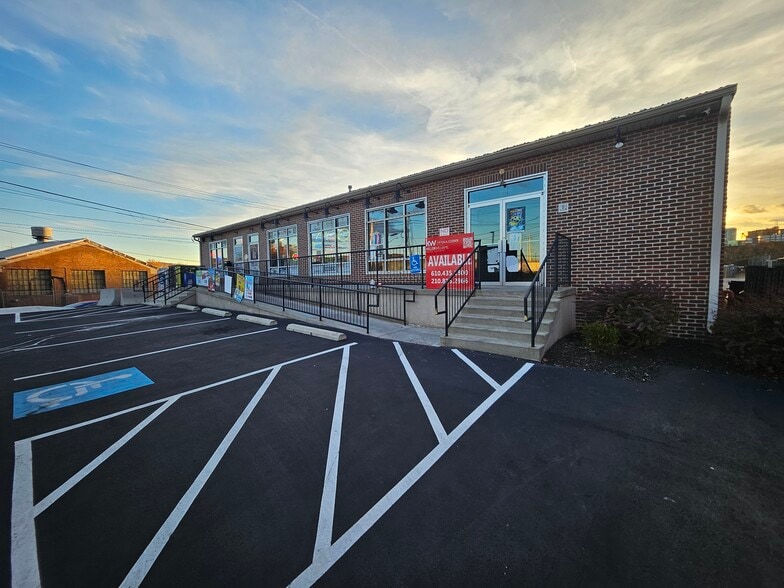 More Photos Of 209 W Union St, Allentown General Retail For Lease