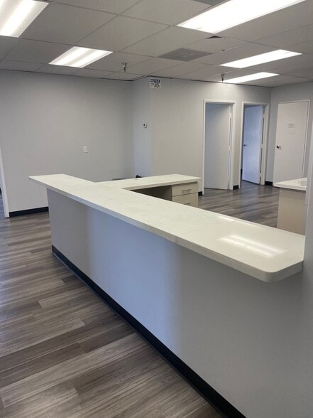 More Photos Of 4201 Torrance Blvd, Torrance Medical For Lease
