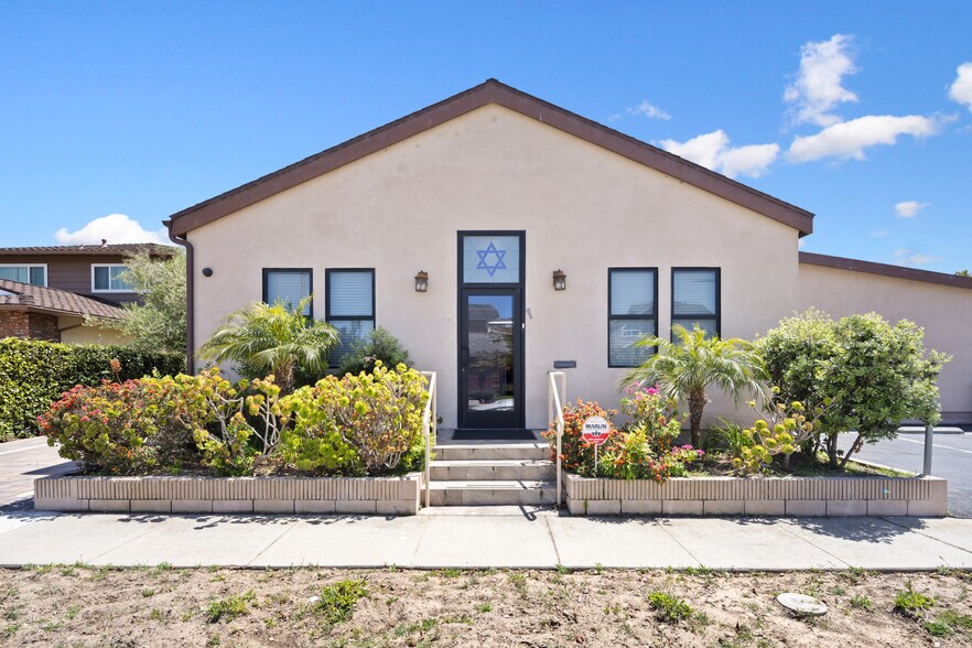 More Photos Of 2051 W 236th St, Torrance Religious Facility For Sale