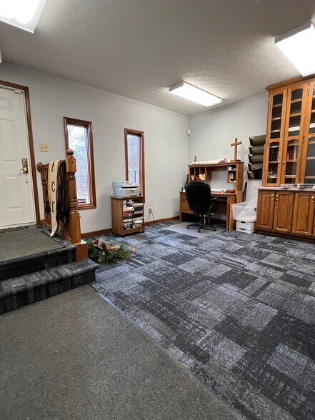 More Photos Of 5150 Moller Rd, Indianapolis Specialty For Sale