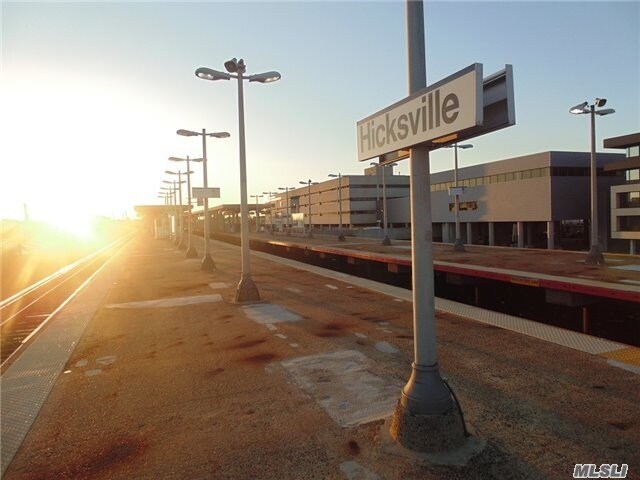 More Photos Of 100 Duffy Ave, Hicksville Office For Lease