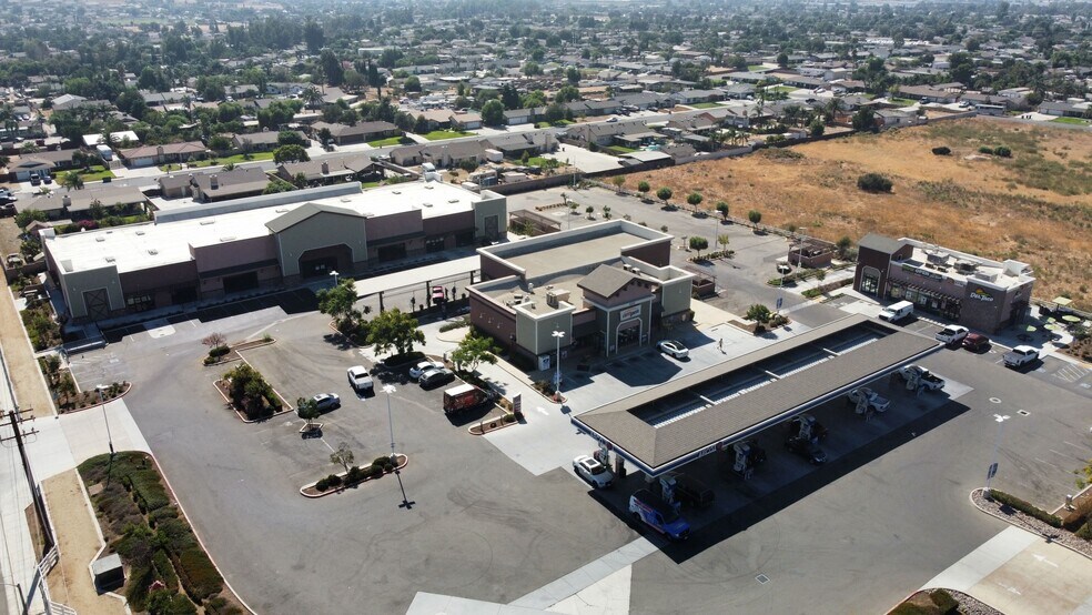 More Photos Of 9241 Limonite Ave, Jurupa Valley Unknown For Lease