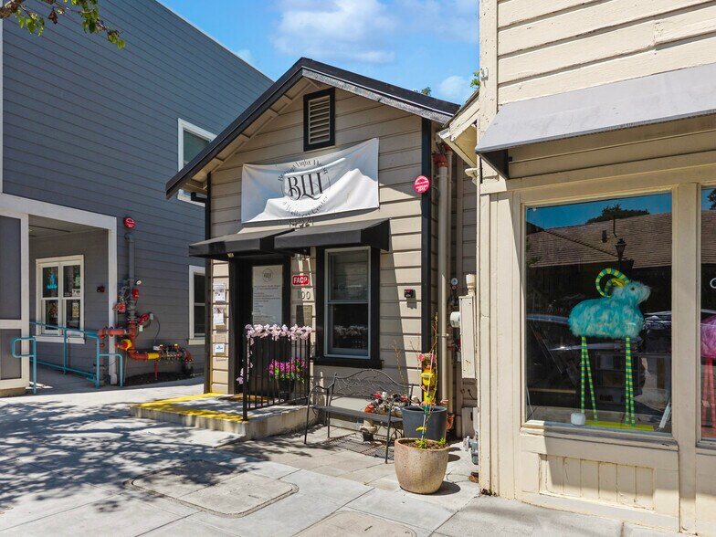 More Photos Of , Saratoga General Retail For Sale