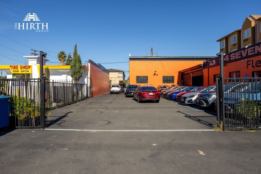 More Photos Of 4761 W Century Blvd, Inglewood Storefront For Sale