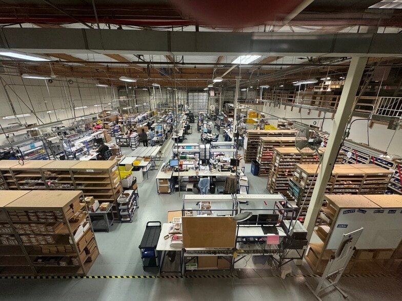 More Photos Of 1402 NE 136th Ave, Vancouver Service For Sale